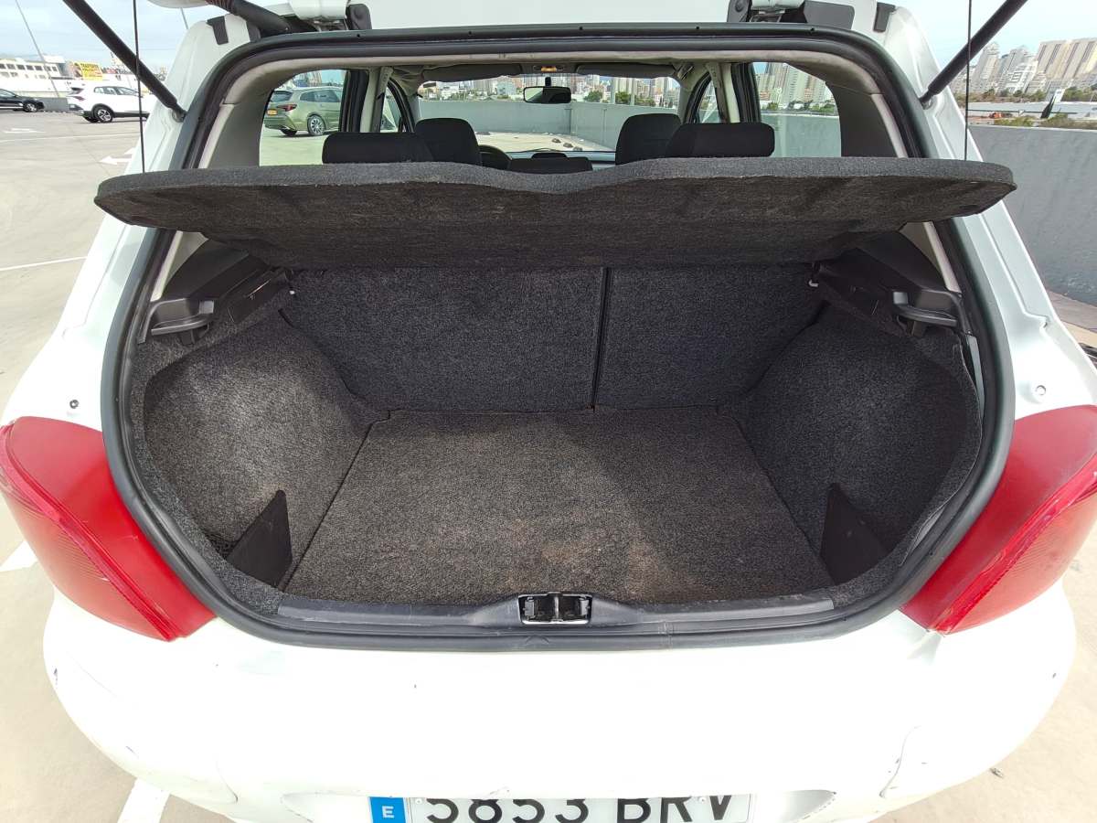 PEUGEOT 307 XS 1.6i 16v 109cv 2001
